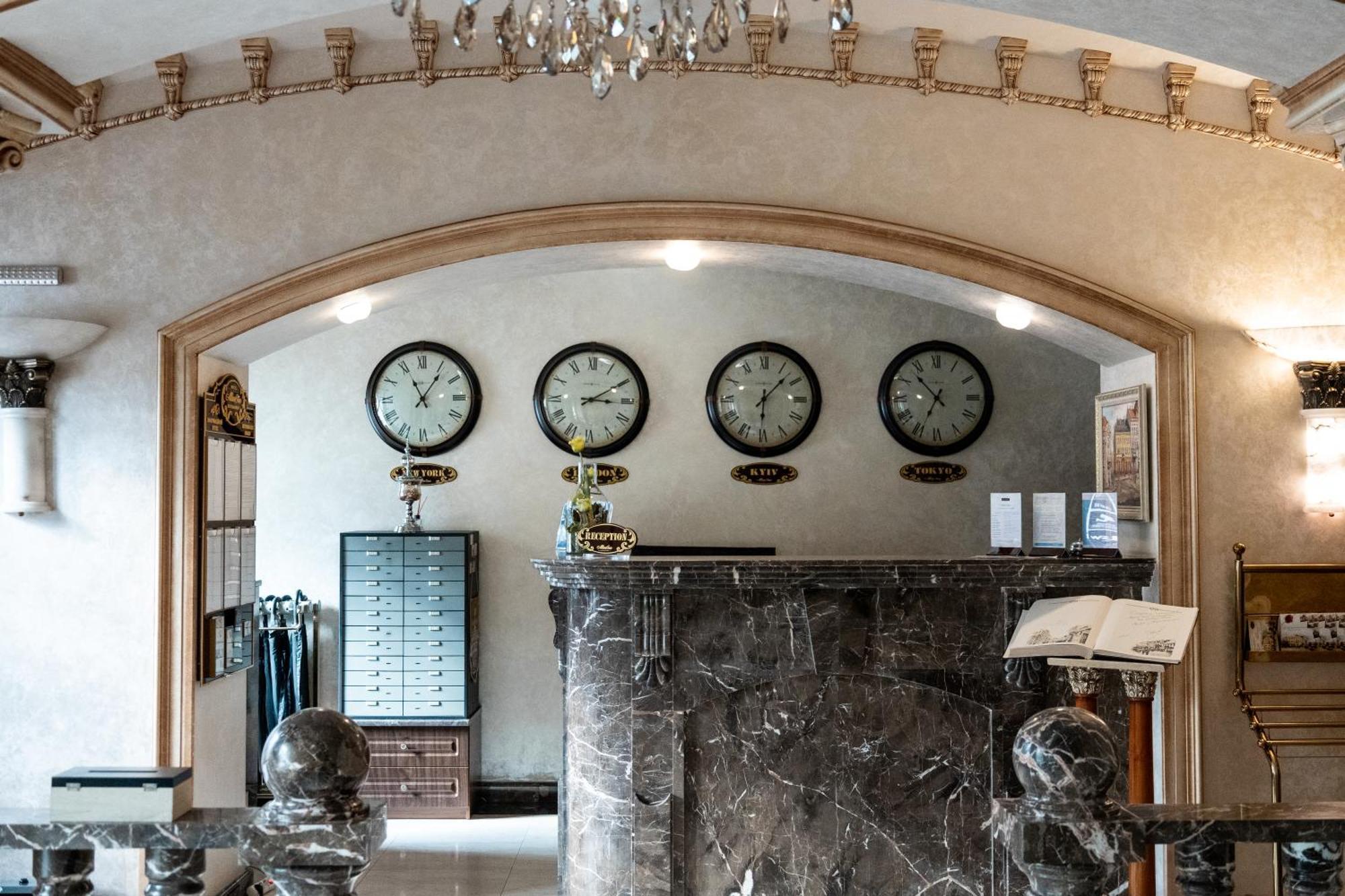 Allureinn Hotel And Spa Czerniowce Zewnętrze zdjęcie