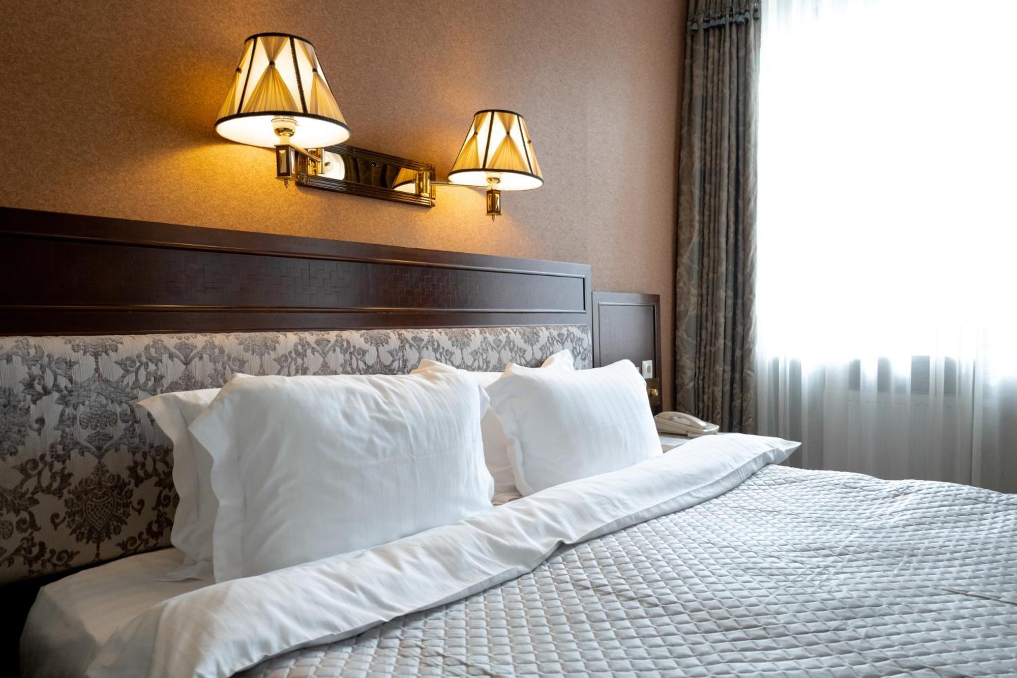 Allureinn Hotel And Spa Czerniowce Zewnętrze zdjęcie