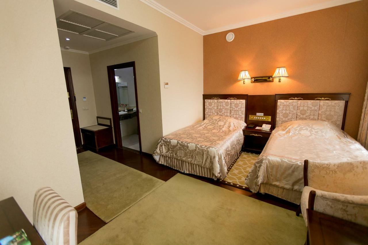 Allureinn Hotel And Spa Czerniowce Zewnętrze zdjęcie